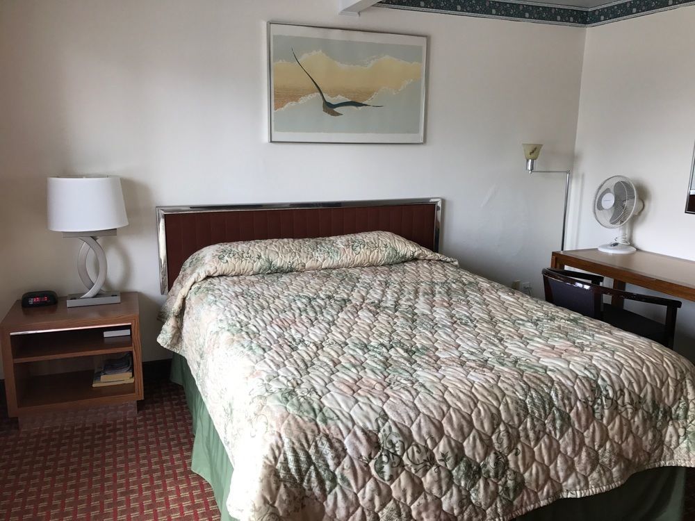 Riviera Inn Port Angeles Extérieur photo